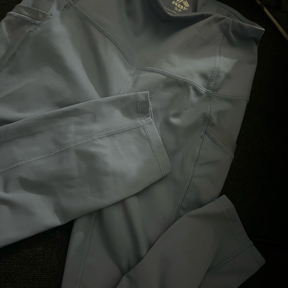 4pc Workout Bottoms Bundle - Picture 6 of 6